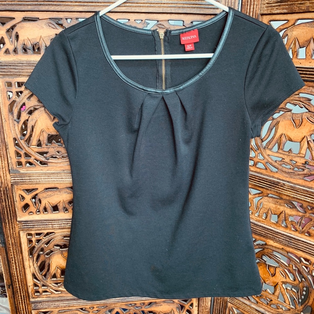 Merona dress T with faux leather collar